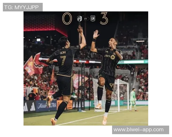 美职联上轮最佳阵容揭晓梅西穆勒阿尔巴阿连德领衔出战 美职联上轮最佳阵容揭晓梅西穆勒阿尔巴阿连德领衔出战