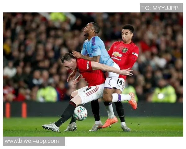 琼斯谈利马伤势恢复情况卢克肖在左中卫位置展现出良好状态