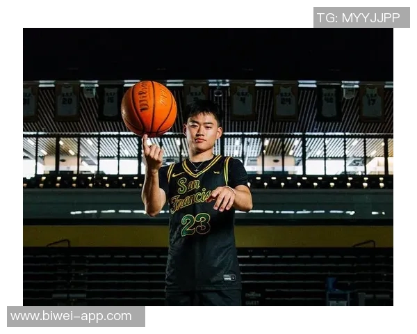 旧金山大学首战迎战犹他州大学王俊杰首发赵维伦替补出场