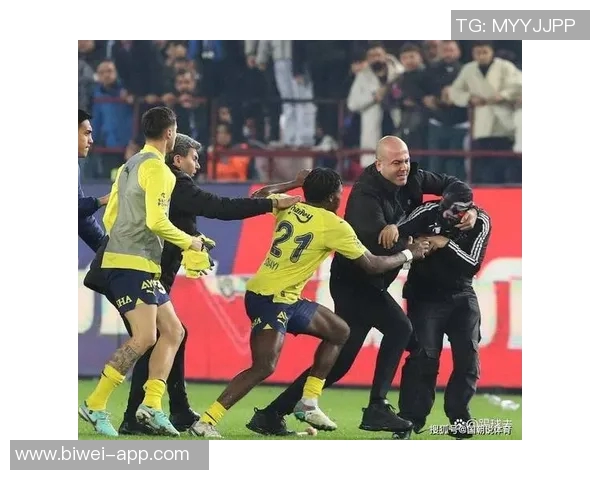 土耳其门将厄泽尔擅自离队或遭一年禁赛重罚